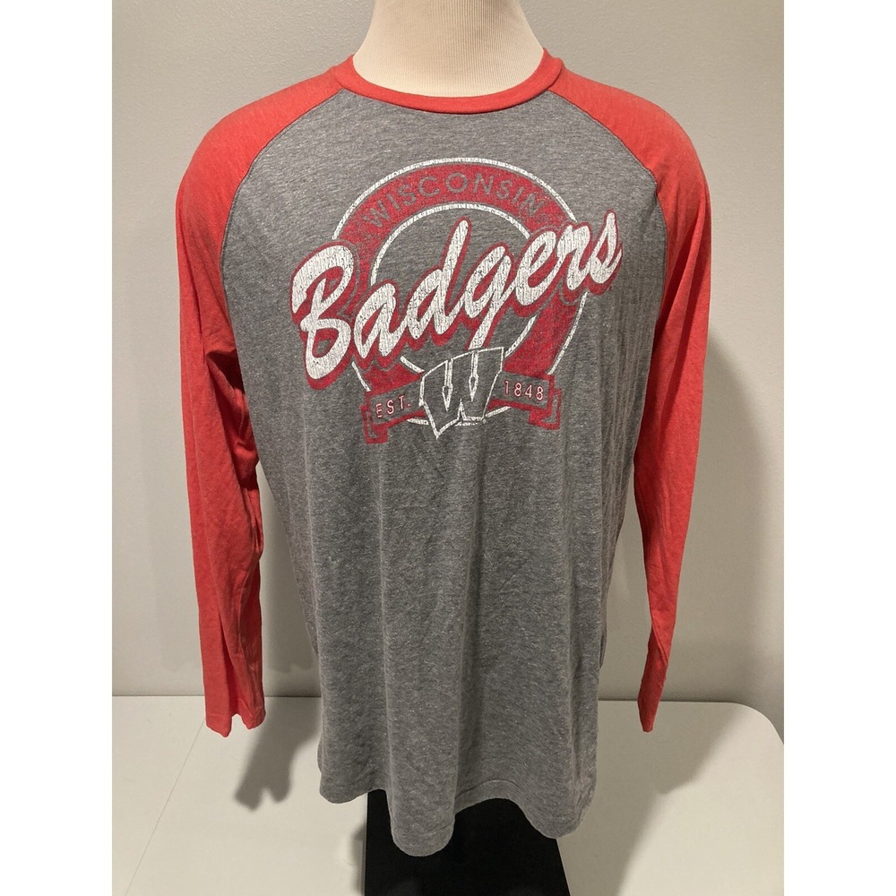 Wisconsin Badgers‎ Raglan Long Sleeve Gray and Red Size XL NWT